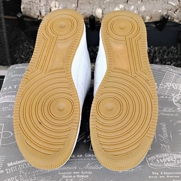 Men Air Force -1 Nike Sneakers - Picture 6 of 6